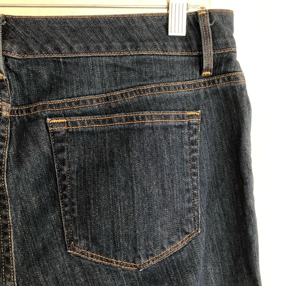 L.L. Bean Woman's Blue Denim Jeans - Picture 7 of 13